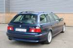 alpina-b10-touring-46-v8-biarritzblau10.jpg